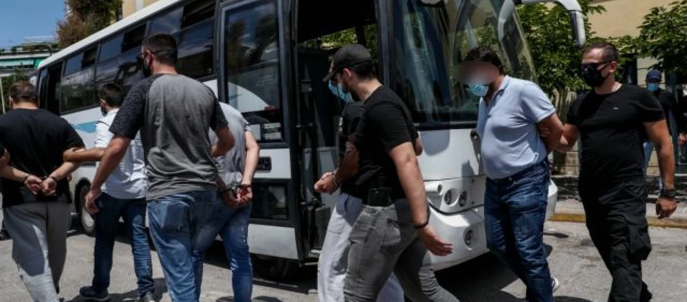 Υπόθεση Κορφιάτη: Αρνείται τις κατηγορίες ο αστυνομικός που κατηγορείται για την εκτέλεση της συζύγου